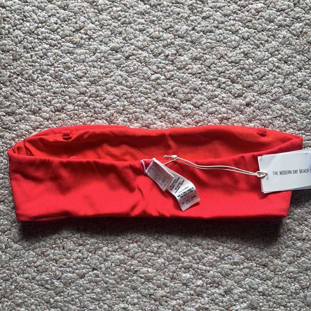 Billabong modern day beach lover “Fired Up” bandeau red bikini bra top bralette - Picture 7 of 10